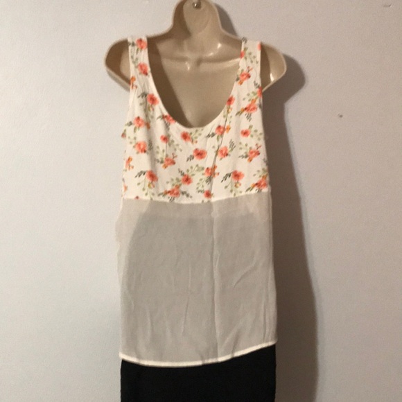 Floral flowy tank - Picture 3 of 3